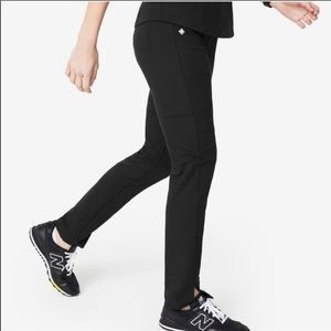 NWT XS Figs black Kochi skinny scrub pant